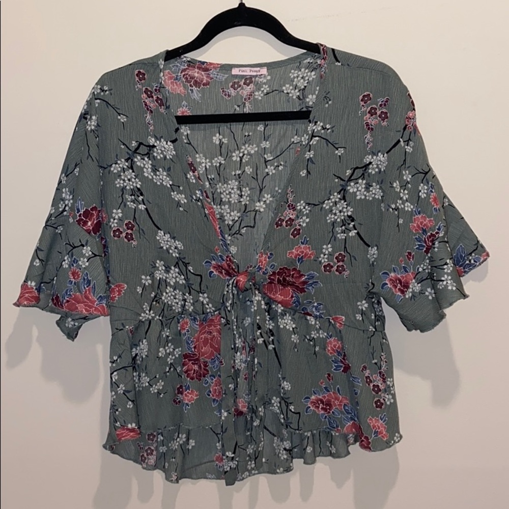 Flowy flower top